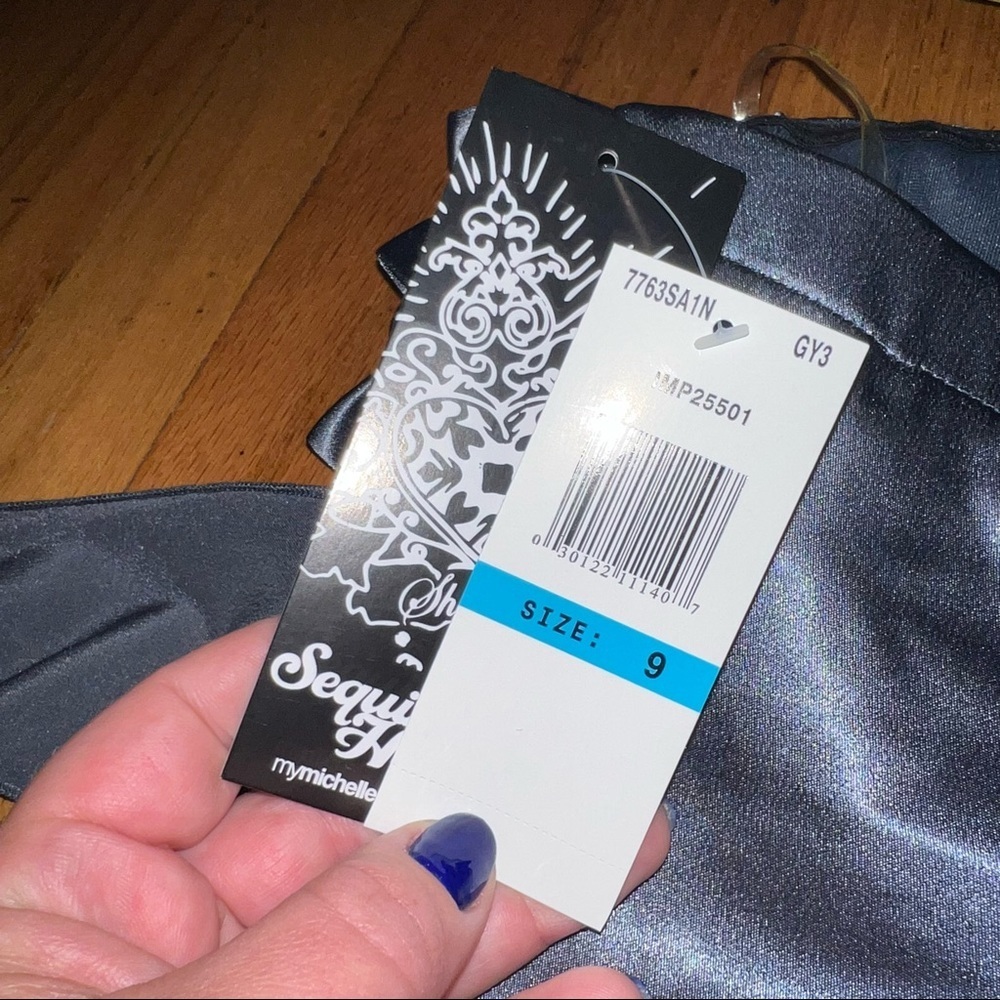 NWT Sequin Hearts prom dress - Picture 6 of 10